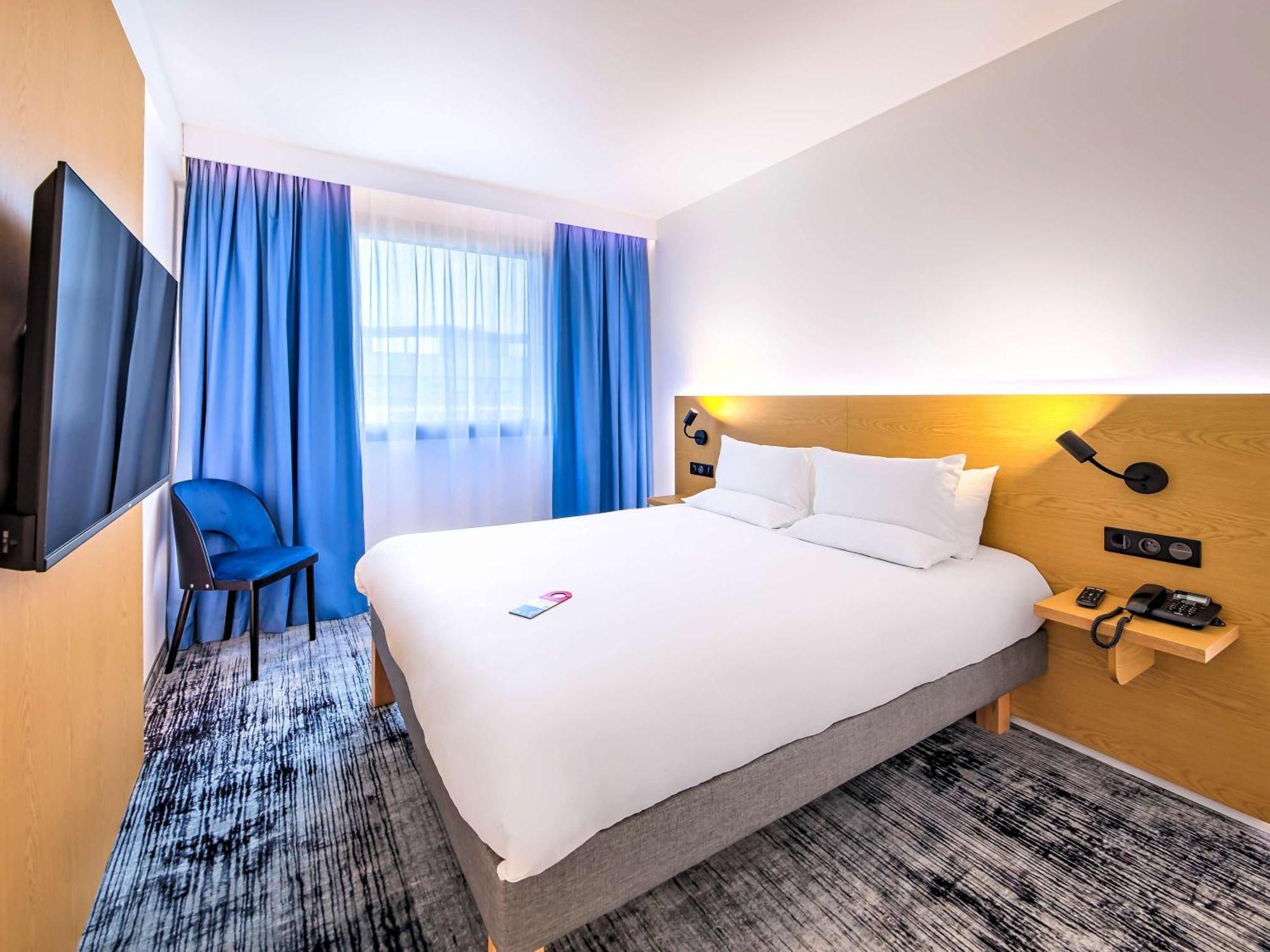 Hotel Ibis Krakow Centrum Exteriör bild