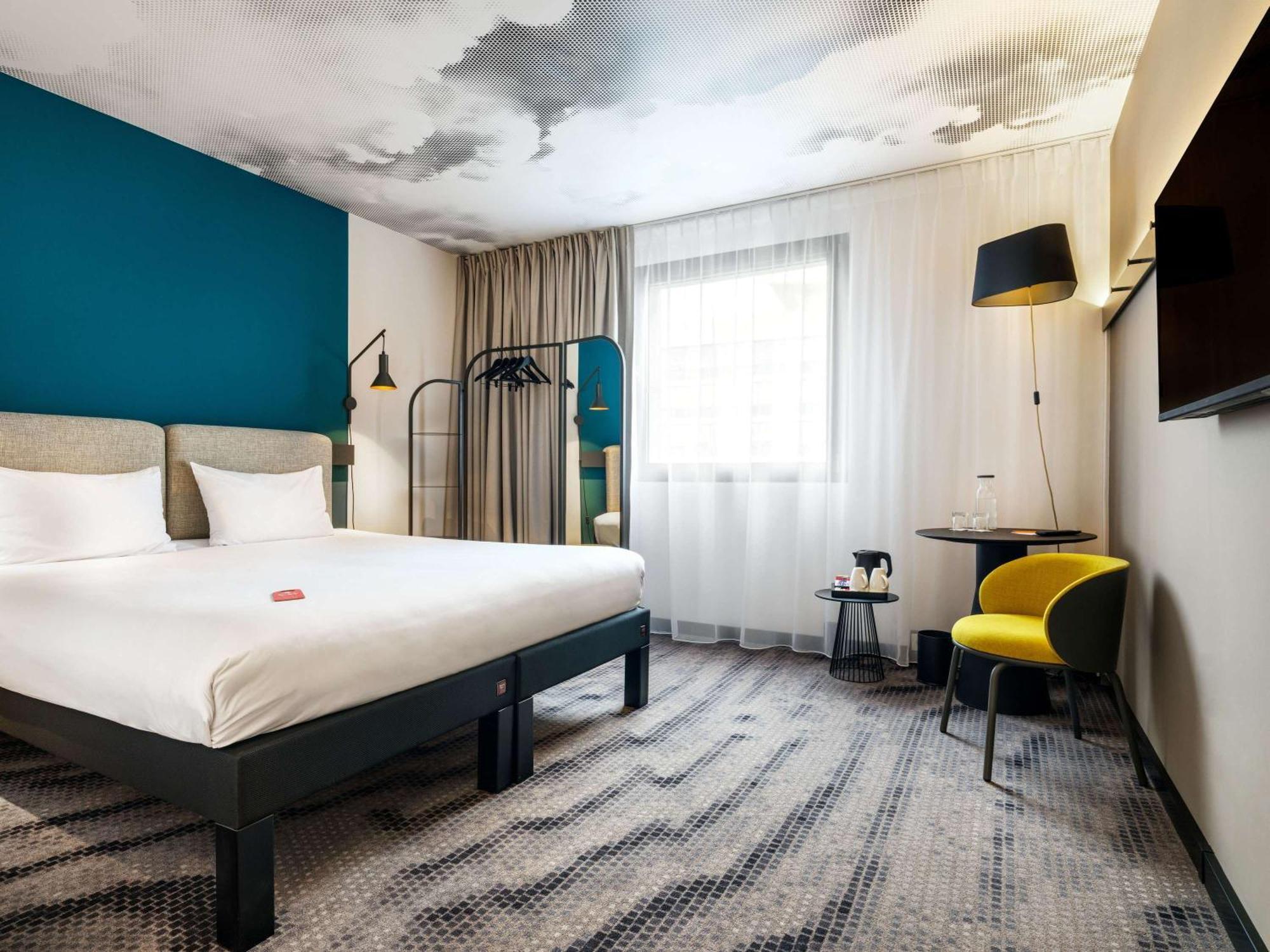 Hotel Ibis Krakow Centrum Exteriör bild